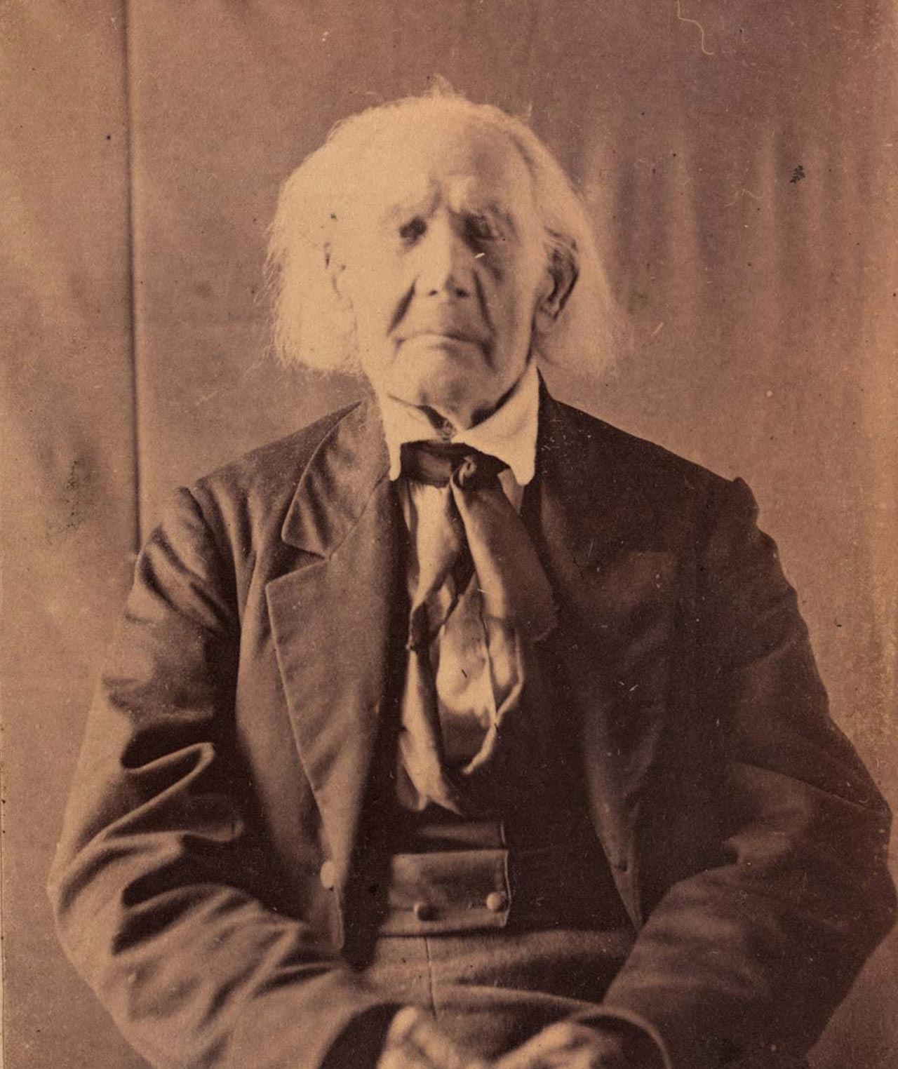 ortrait shows one of the oldest surviving American Revolutionary War veterans.