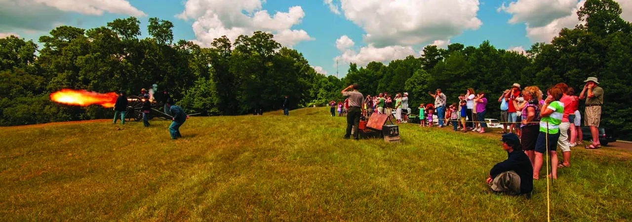 Cannon exhibition at Vicksburg National Military Park, Vicksburg, Miss.