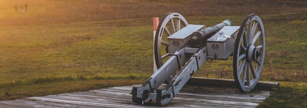 A lone cannon sits on the battlefield of Saratoga