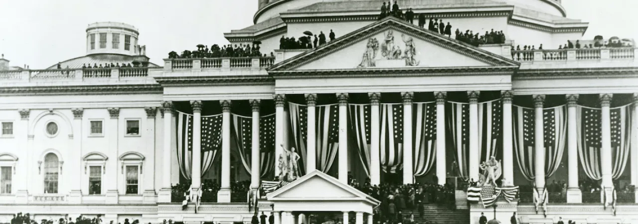 This is a landscape image of the United States Capitol Building. 