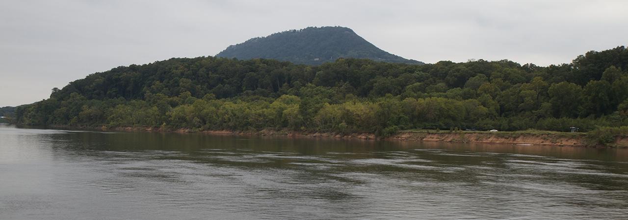 This is an image of the waterside at the Chattanooga battlefield. 