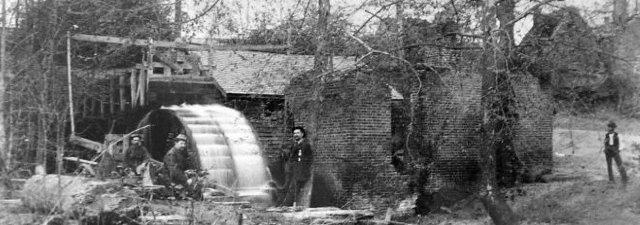 Black and white photograph of Gaines Mill