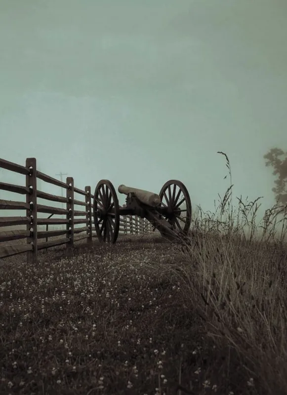 Cannon at Hagerstown Pike, Antietam National Battlefield, Sharpsburg, Md.