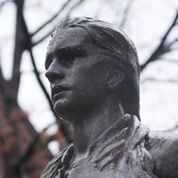 Statue of Nathan Hale