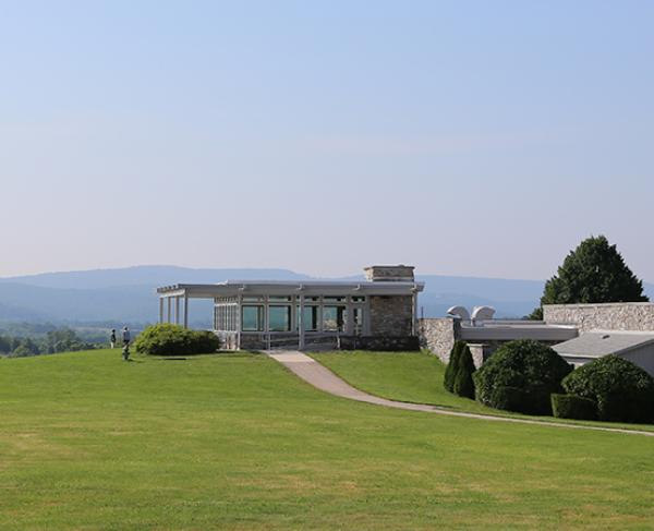 Photo of the green grass at Antietam 