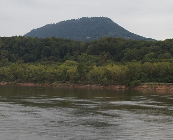 This is an image of the waterside at the Chattanooga battlefield. 