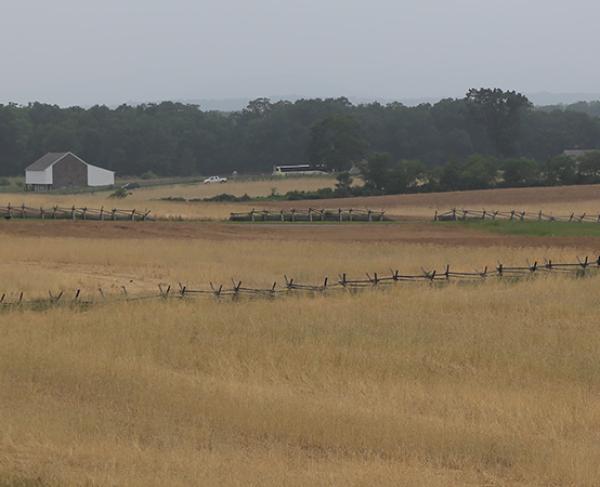 This image depicts a landscape shot of a Gettysburg battlefield. 