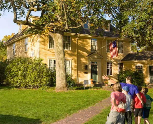 Exterior of the Buckman Tavern