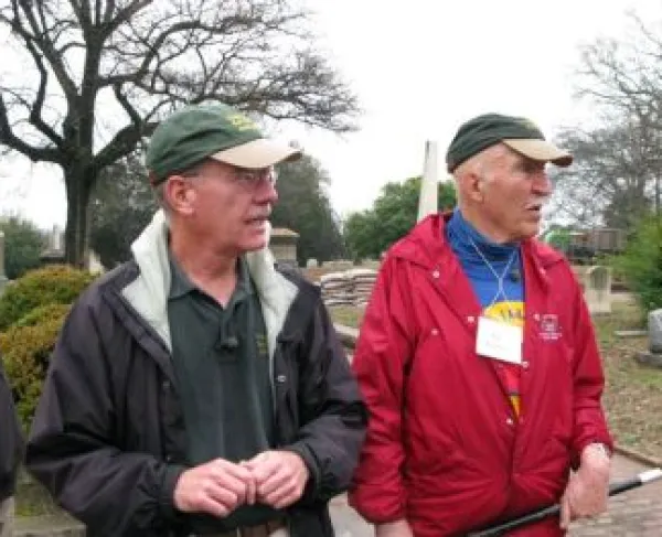 Charlie Crawford and Ed Bearss at Oakland Cemetery