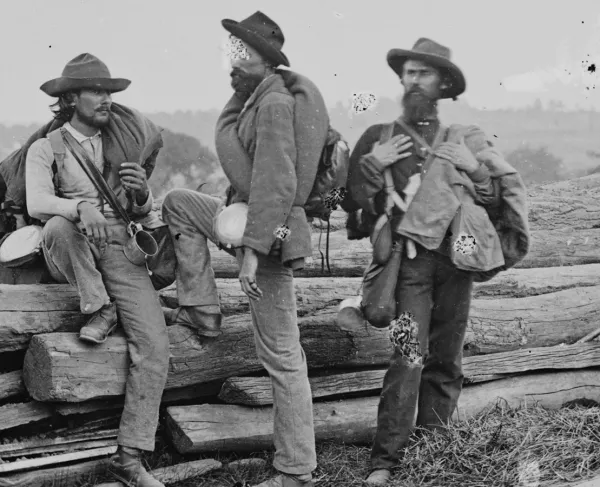 An historic photo of soldiers at Seminary Ridge