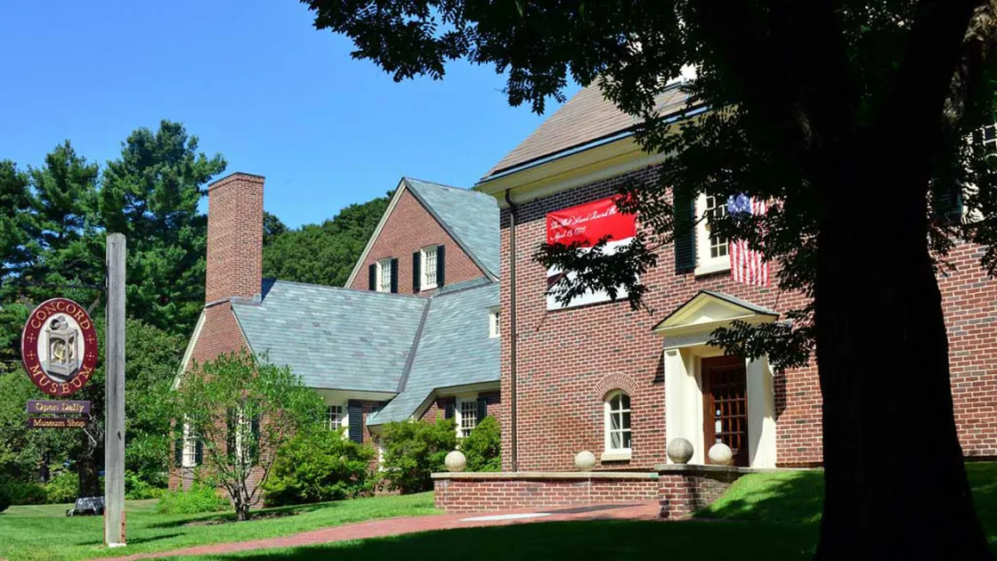Outside of the Concord Museum