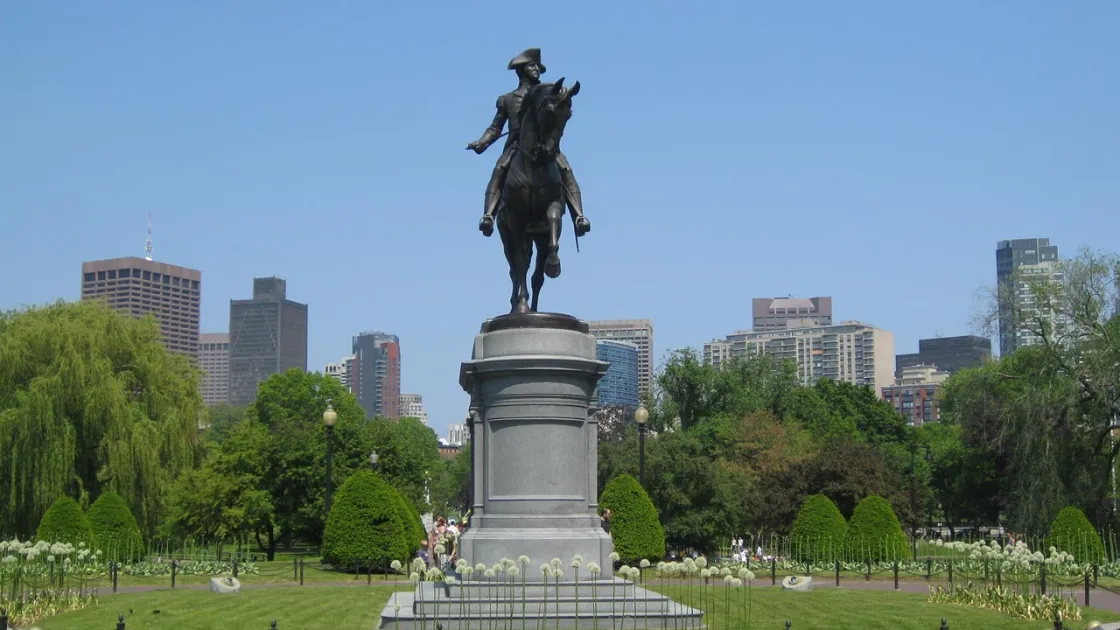 Equestrian statue of George Washington on the Boston Common