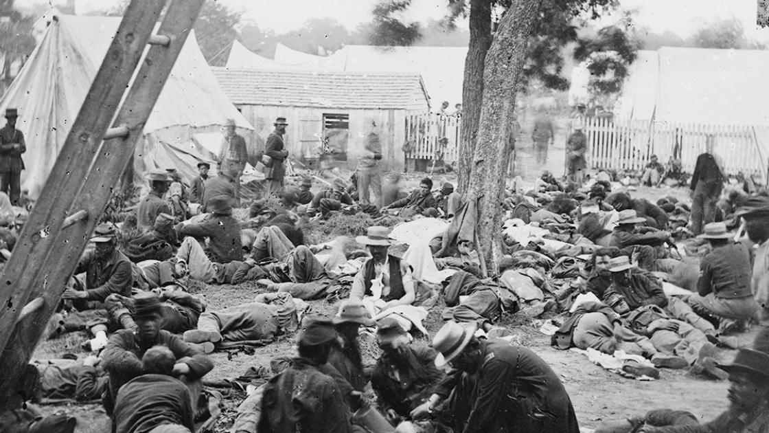 Thi photo depicts Savage's Station— a Union hospital—  overrun by Confederate troops.