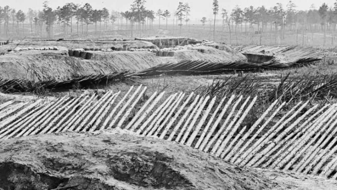 Petersburg Earthworks (700)