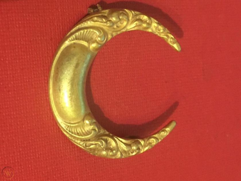 Crescent Moon 