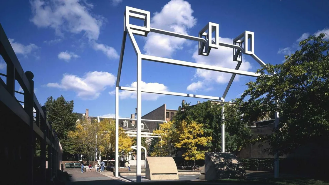 The white steel frame in the foreground marks the location and size of Benjamin Franklin's home.