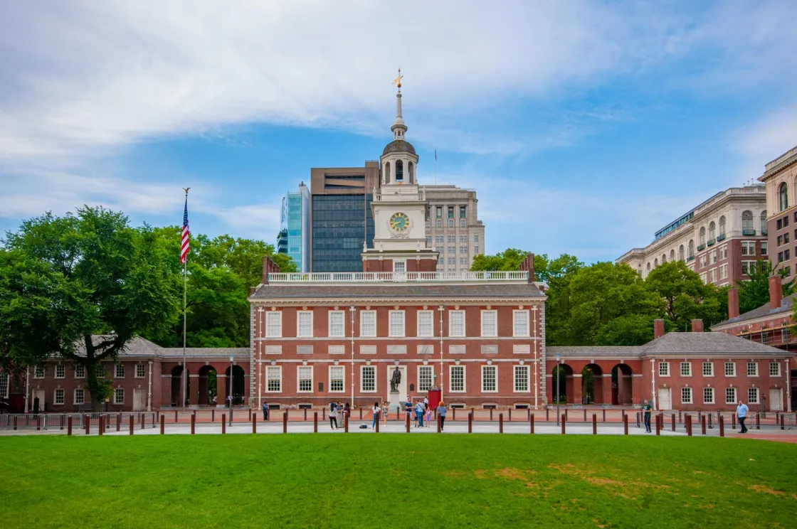 Modern day image of Independence Hall in Philadelphia, Pennsylvania