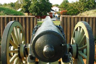 Cannon at Fort Stevens