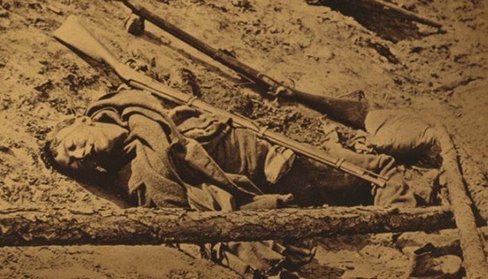 Dead Confederate Soldier 700 x 400